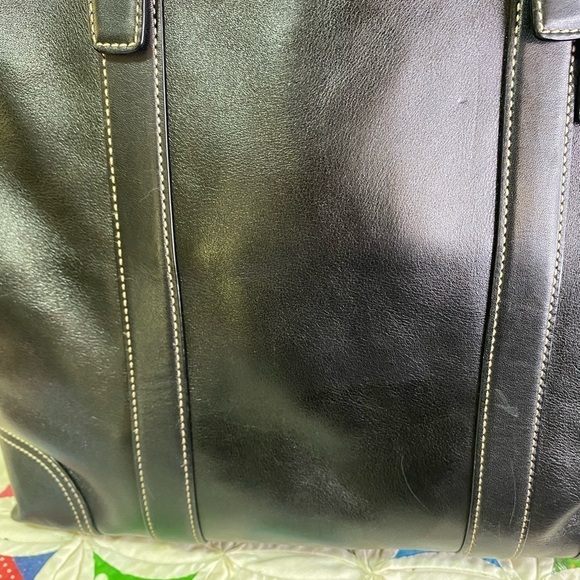 Coach Hampton Legacy 6491 black roomy leather 1 compartment adjustable straps - Picture 3 of 15